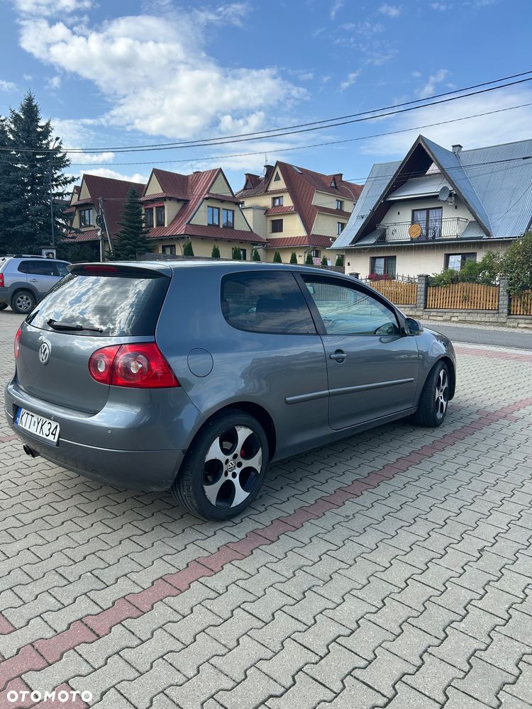 Volkswagen Golf - 3