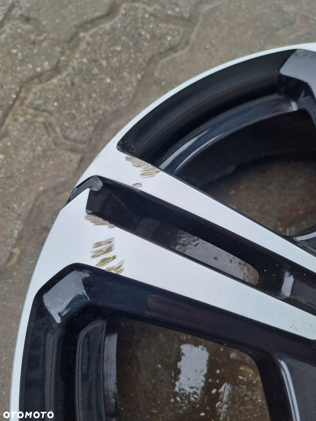 Felga Peugeot 107 4.5" x 15" 4x100 ET 35 - 4