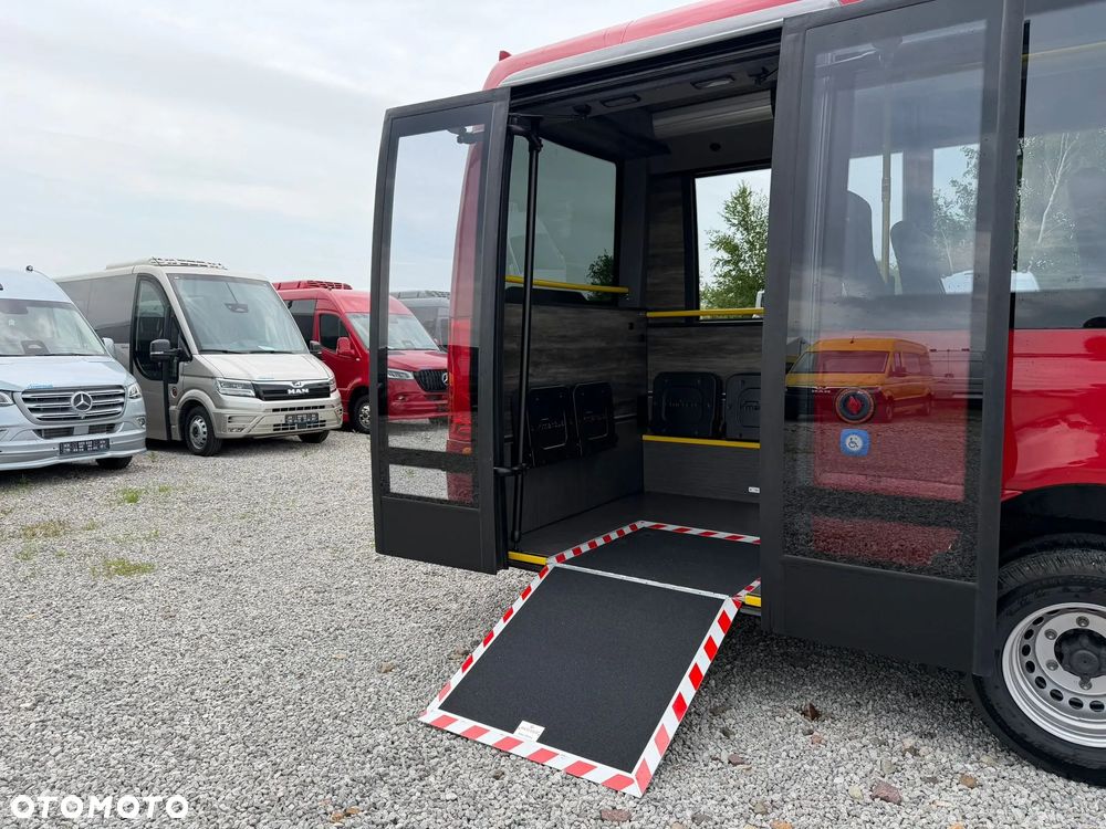 Mercedes-Benz Sprinter 517 City - 11