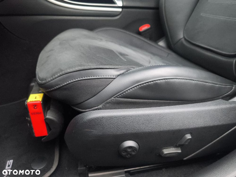 Mercedes-Benz Klasa C - 9