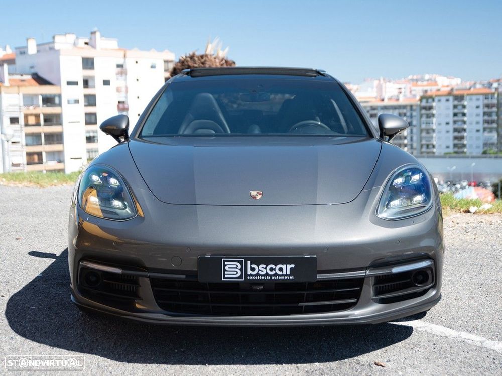 Porsche Panamera Sport Turismo 4 E-Hybrid - 3