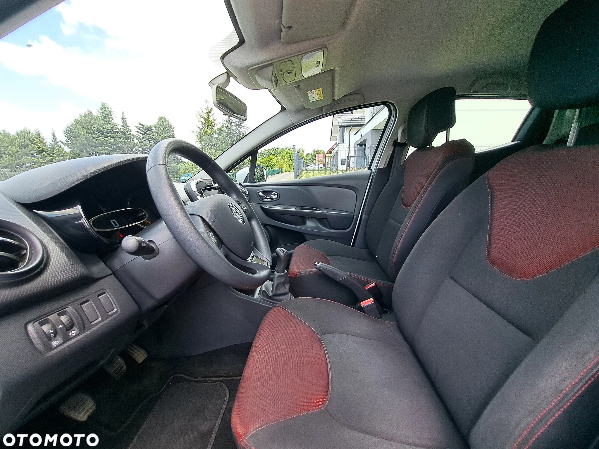 Renault Clio 1.2 16V Limited - 22