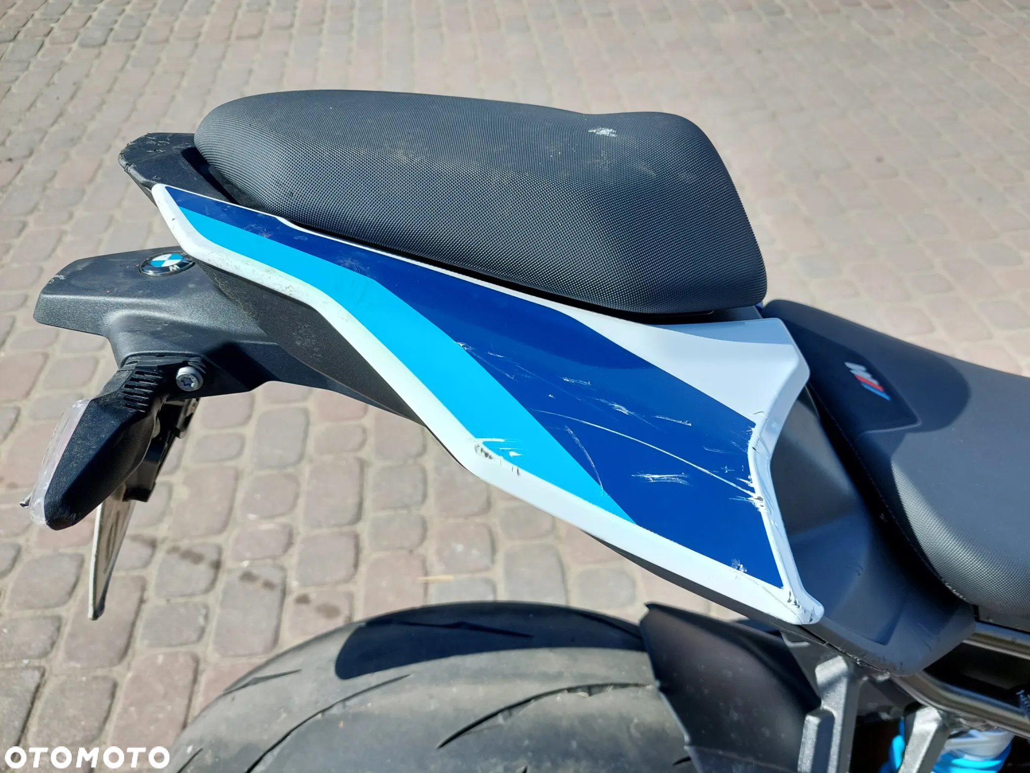 BMW S - 20