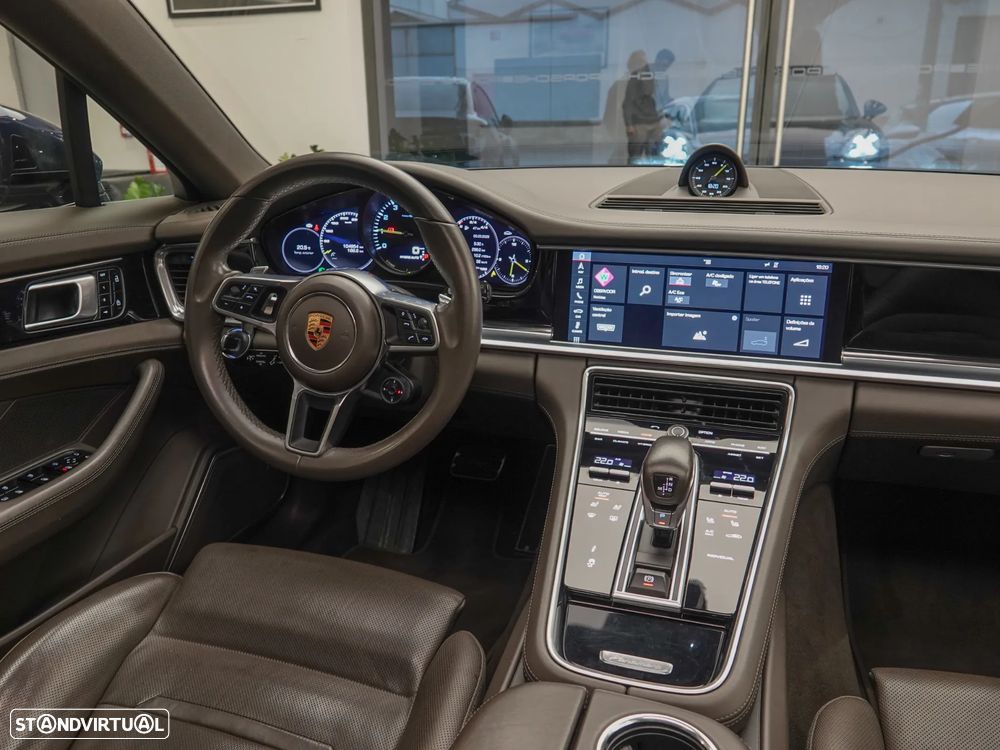 Porsche Panamera GTS - 23