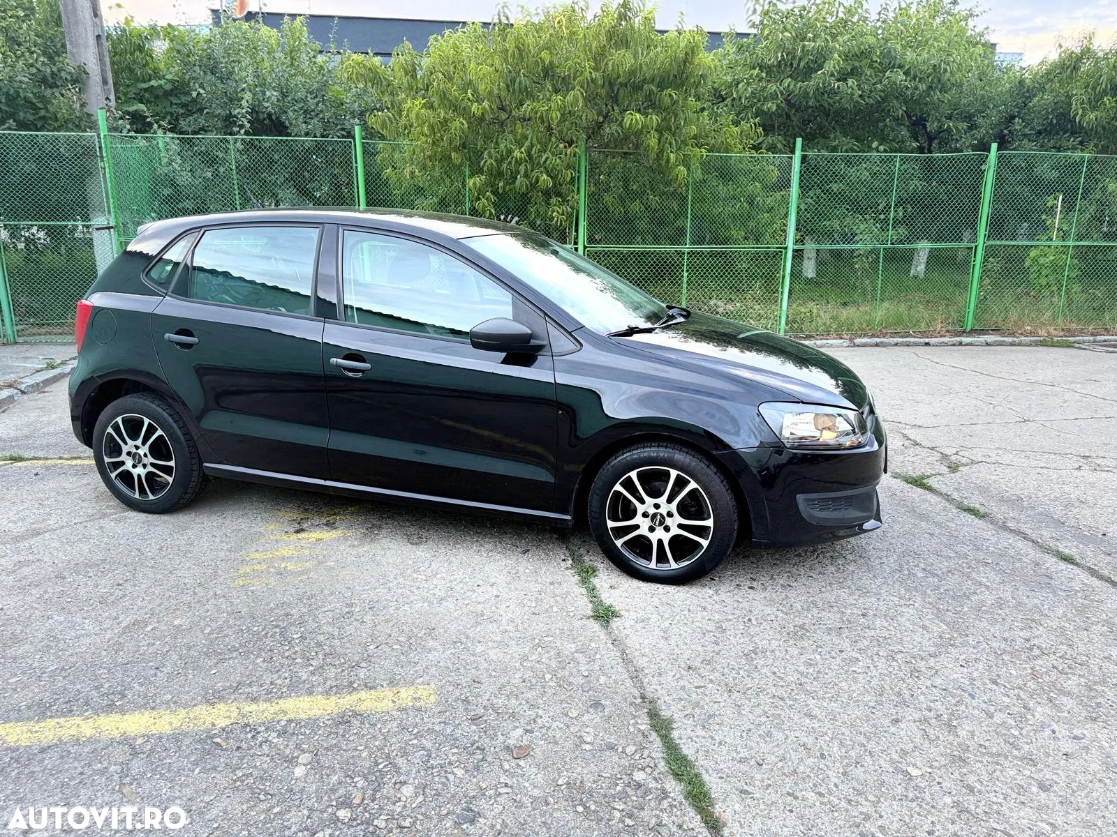 Volkswagen Polo 1.2 Blue Motion Technology Team - 16