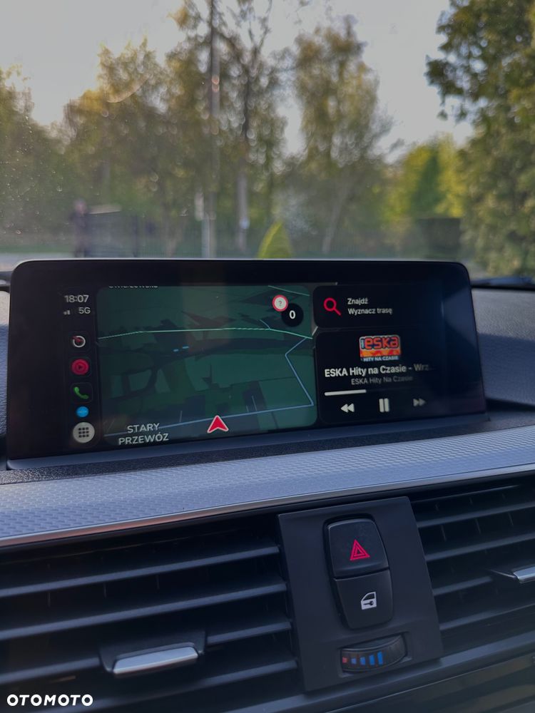 BMW Seria 3 318d M Sport - 8