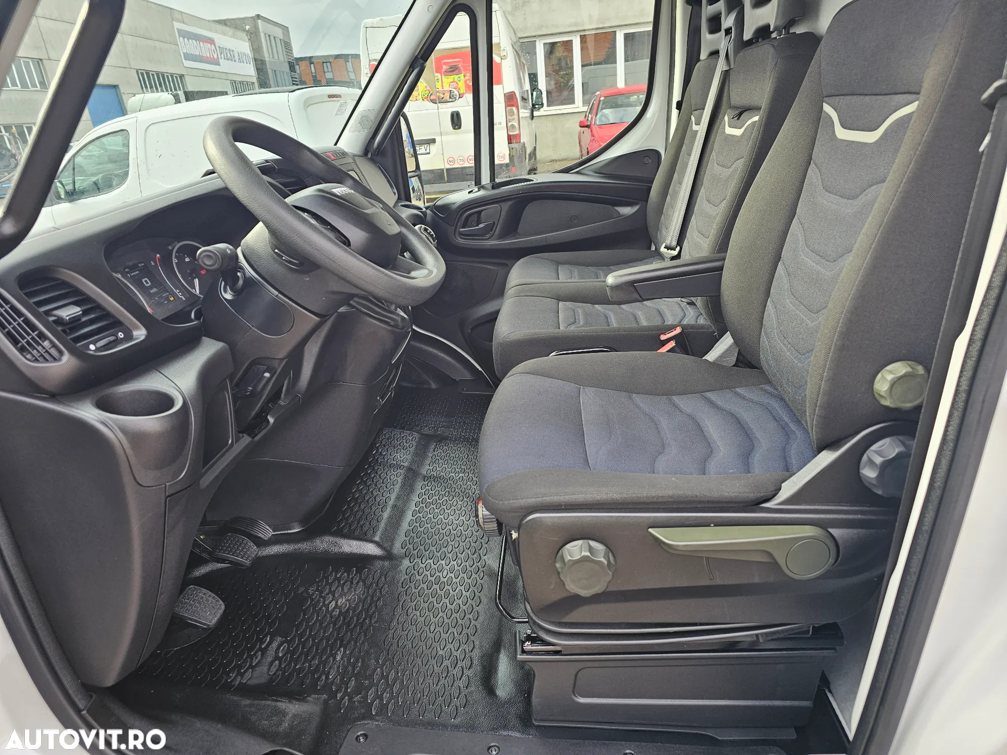 Iveco Daily 35 S14 L5H2 - 8