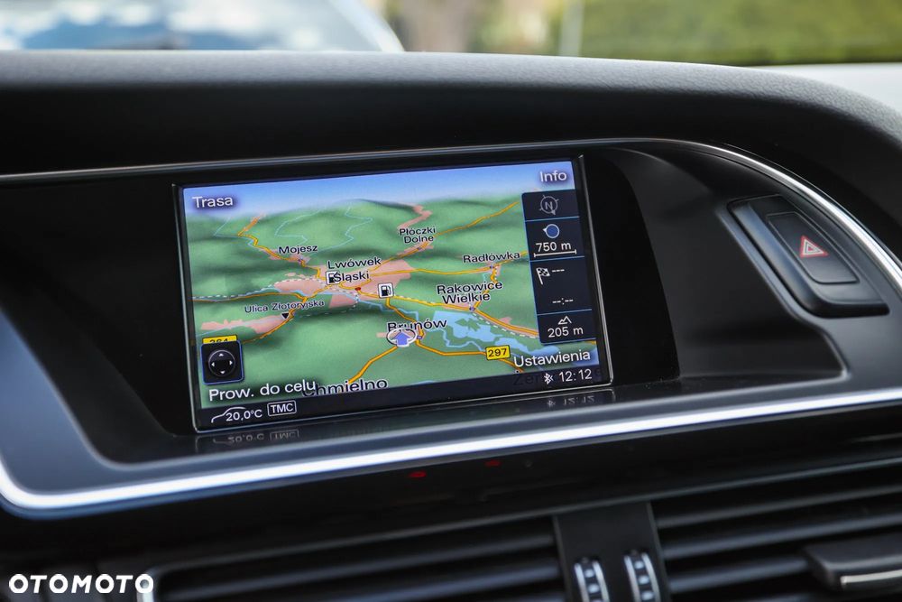 Audi A4 Avant 2.0 TDI DPF clean diesel quattro S tronic S line Sportpaket - 32