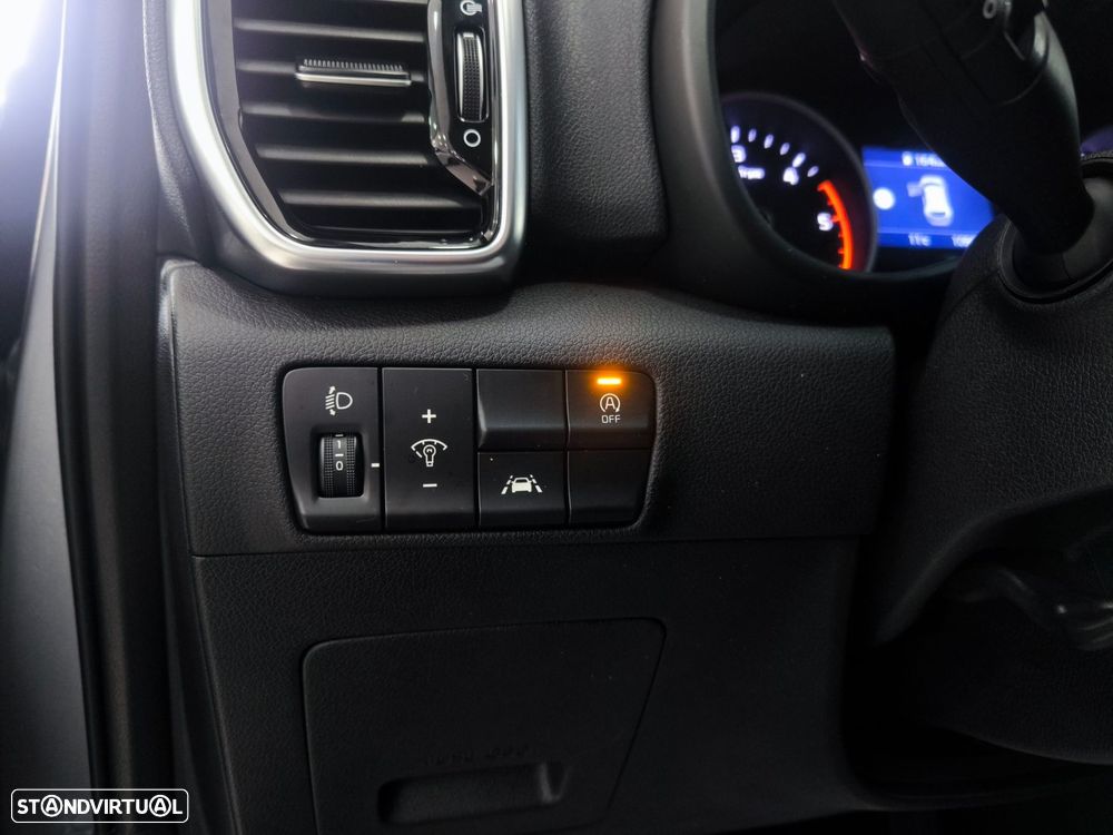 Kia Sportage 1.6 CRDI ISG MHEV Tech - 19