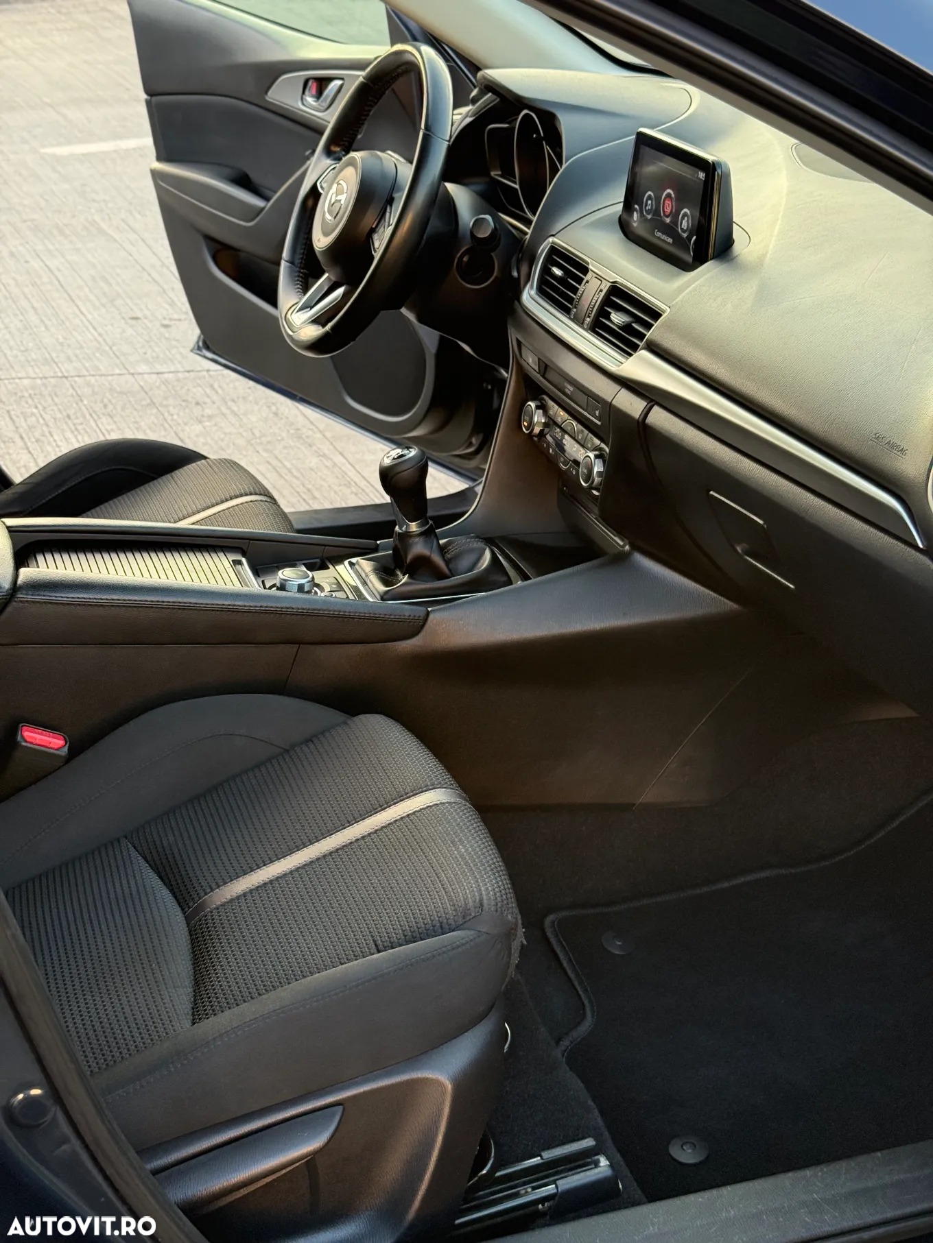 Mazda 3 - 34