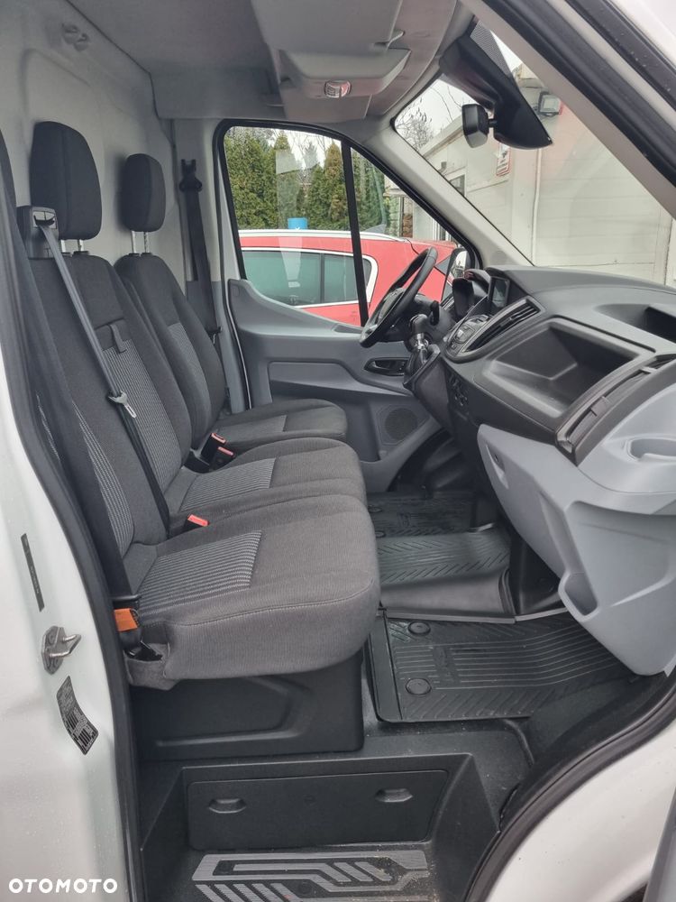 Ford TRANSIT - 12