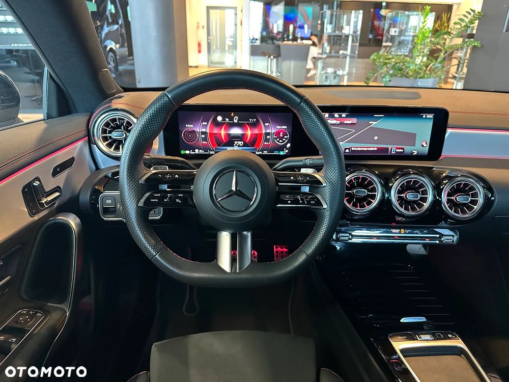 Mercedes-Benz CLA 200 mHEV AMG Line 7G-DCT - 10