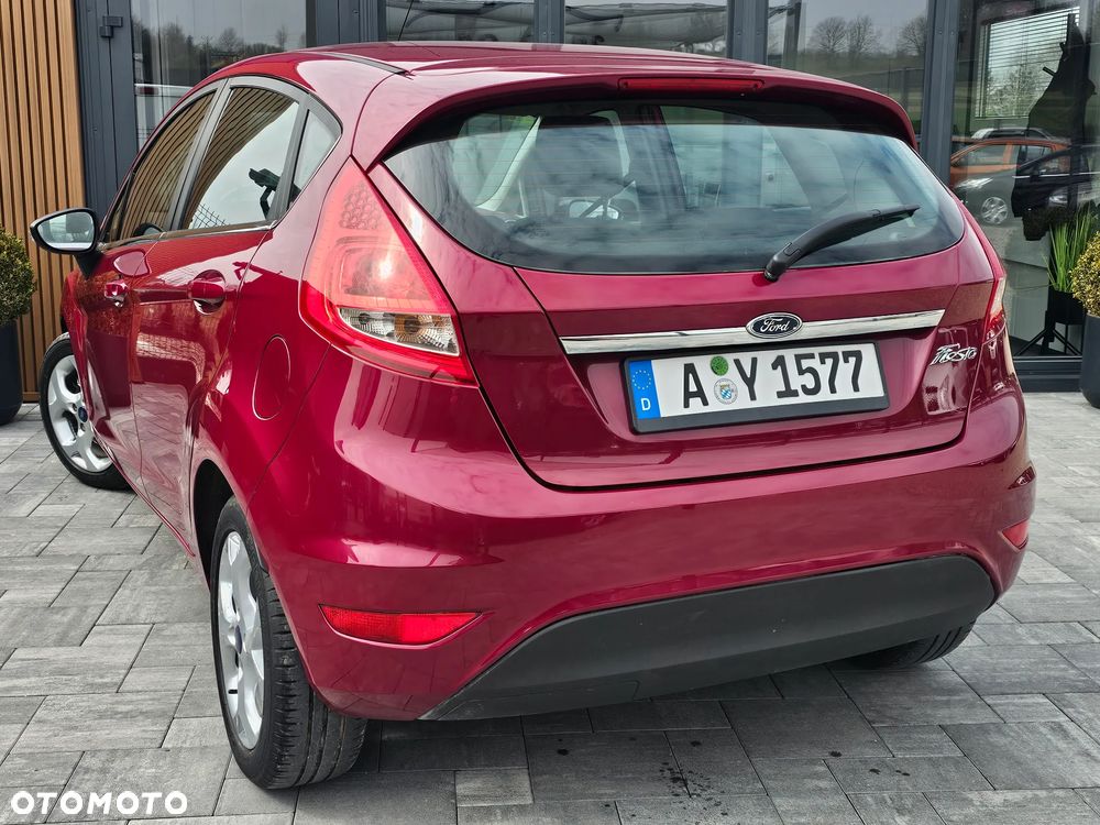 Ford Fiesta 1.25 Titanium - 32