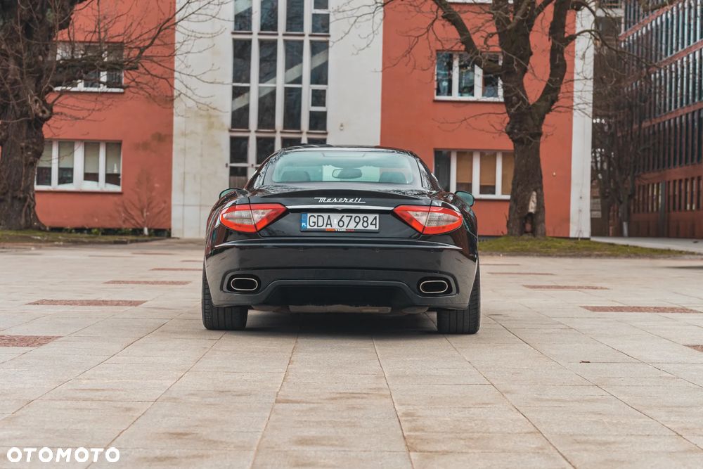 Maserati GranTurismo - 5