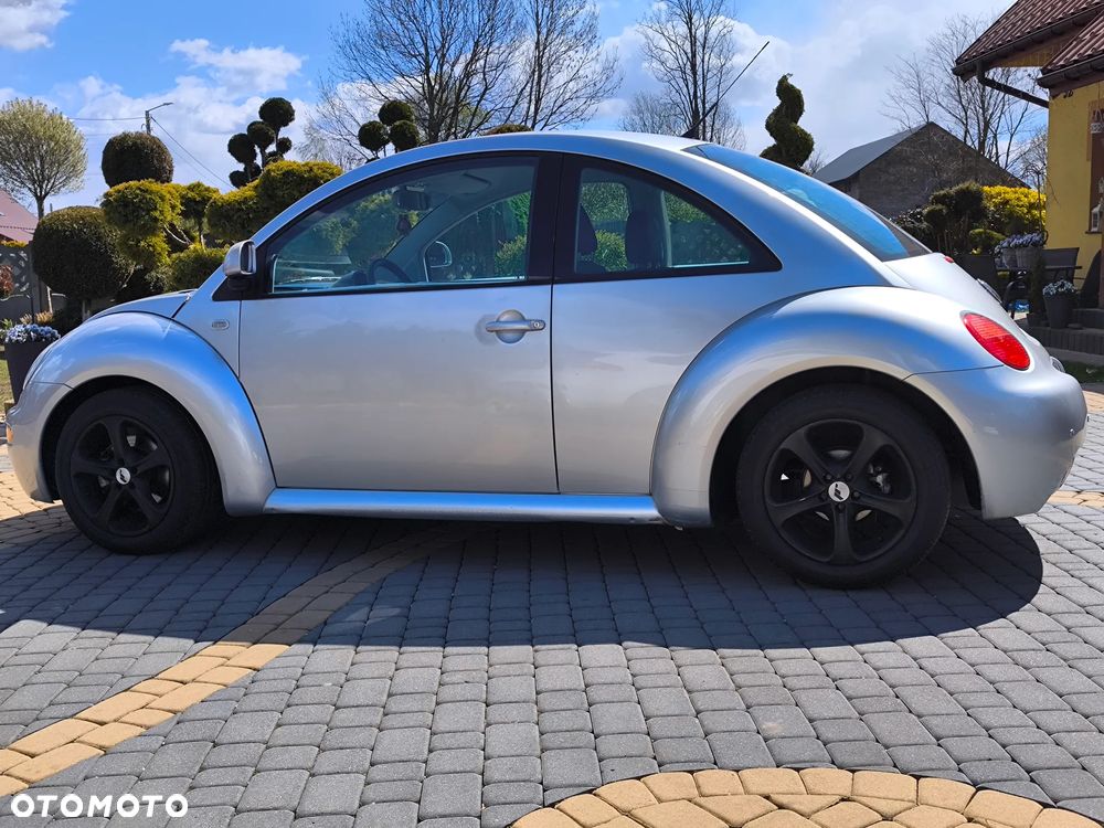 Volkswagen New Beetle 1.6 - 11