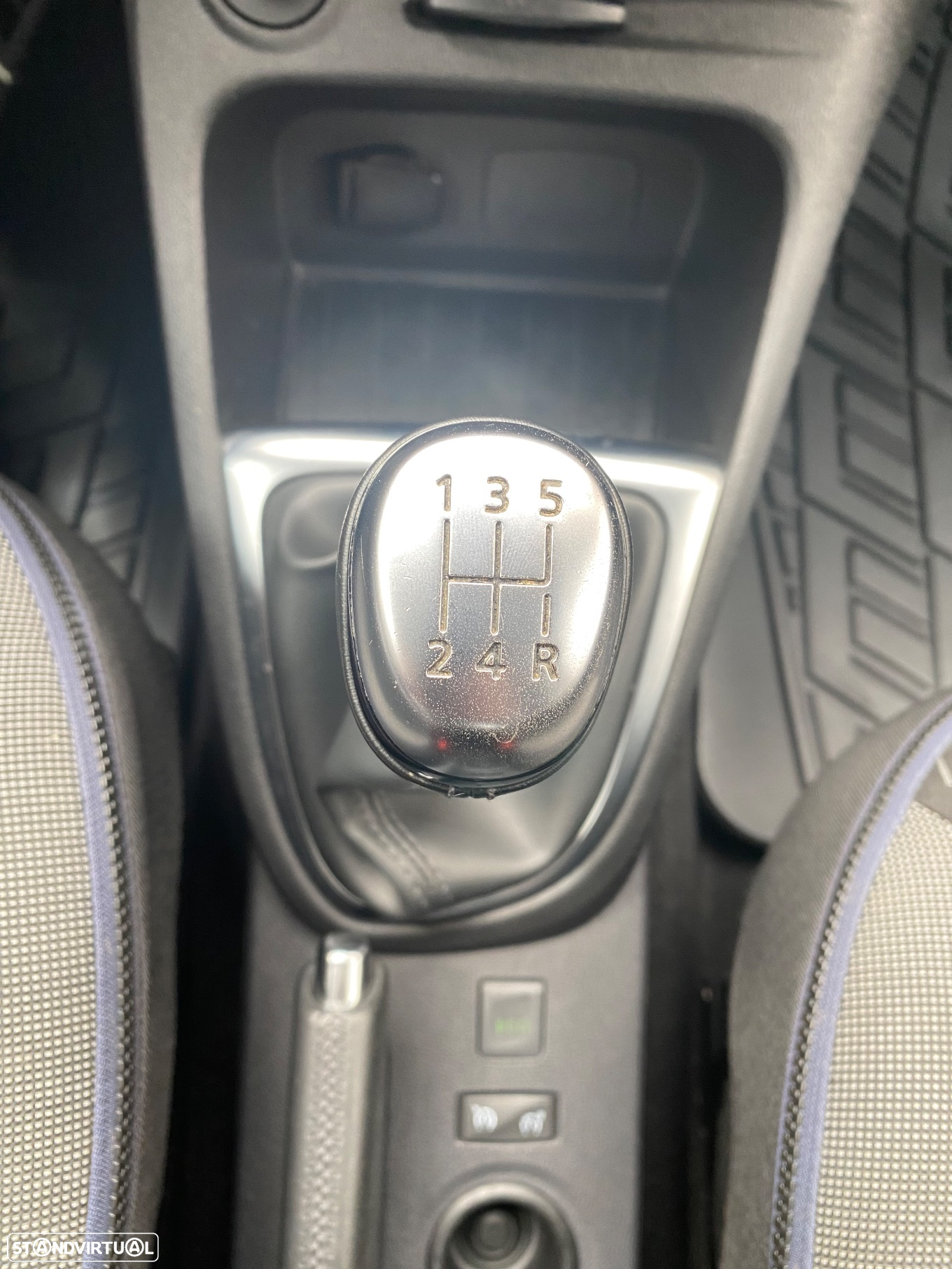 Renault Captur 1.0 TCe Exclusive - 31
