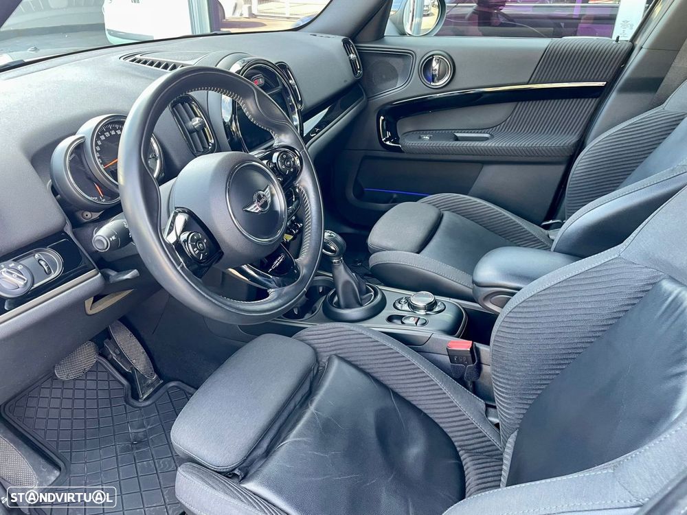 MINI Countryman Cooper SE ALL4 Auto - 10