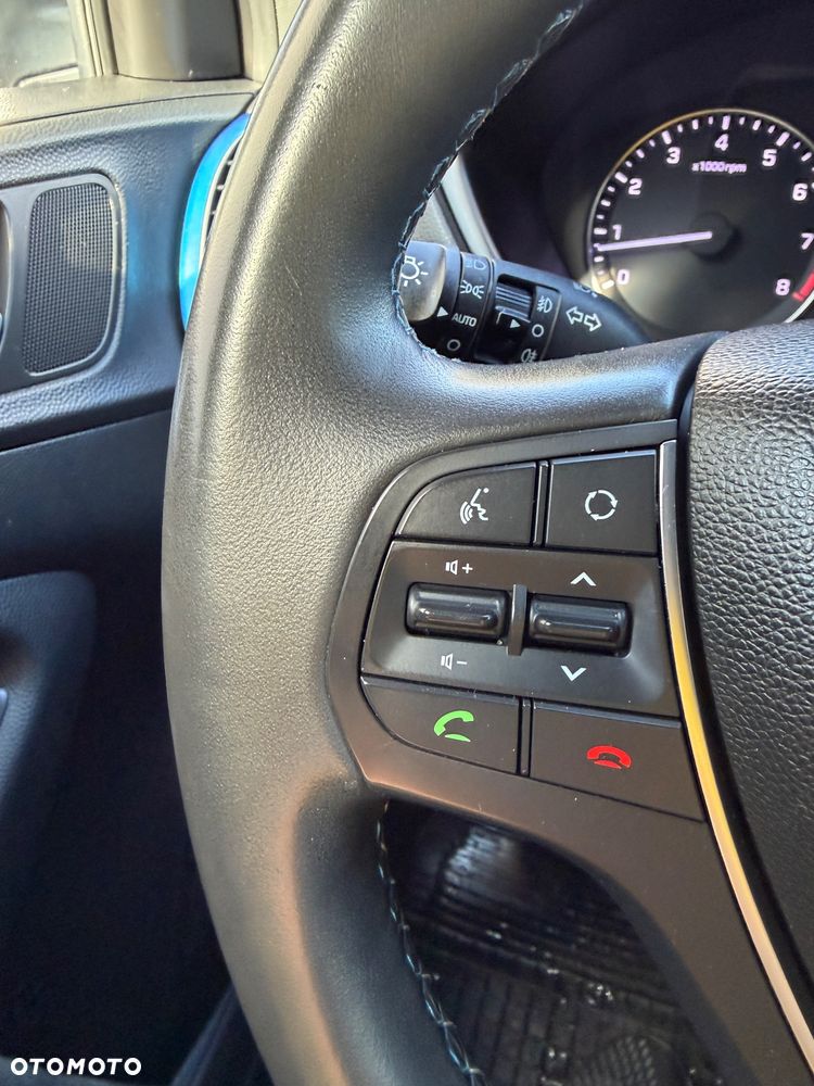 Hyundai i20 blue 1.2 Advantage - 19