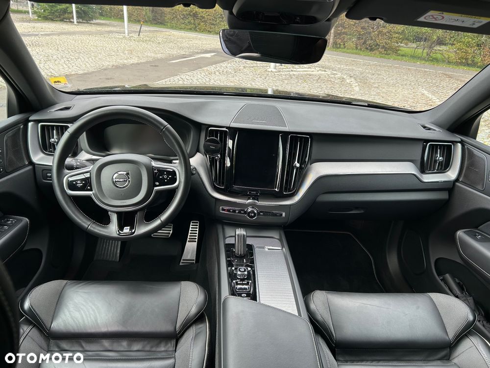 Volvo XC 60 B4 D R-Design - 8