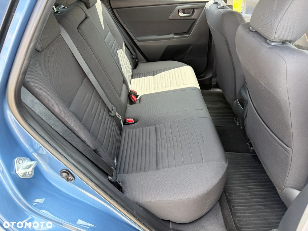 Toyota Auris 1.6 Premium Comfort - 15