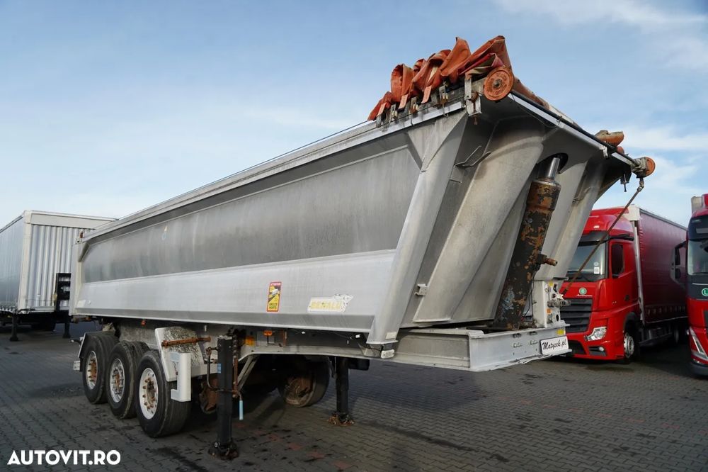 Benalu BASCULATOR BENALU / 23 m3 / ALUMINIU / AXĂ RELAXABILĂ / GREUTATE: 5.000 KG / - 7