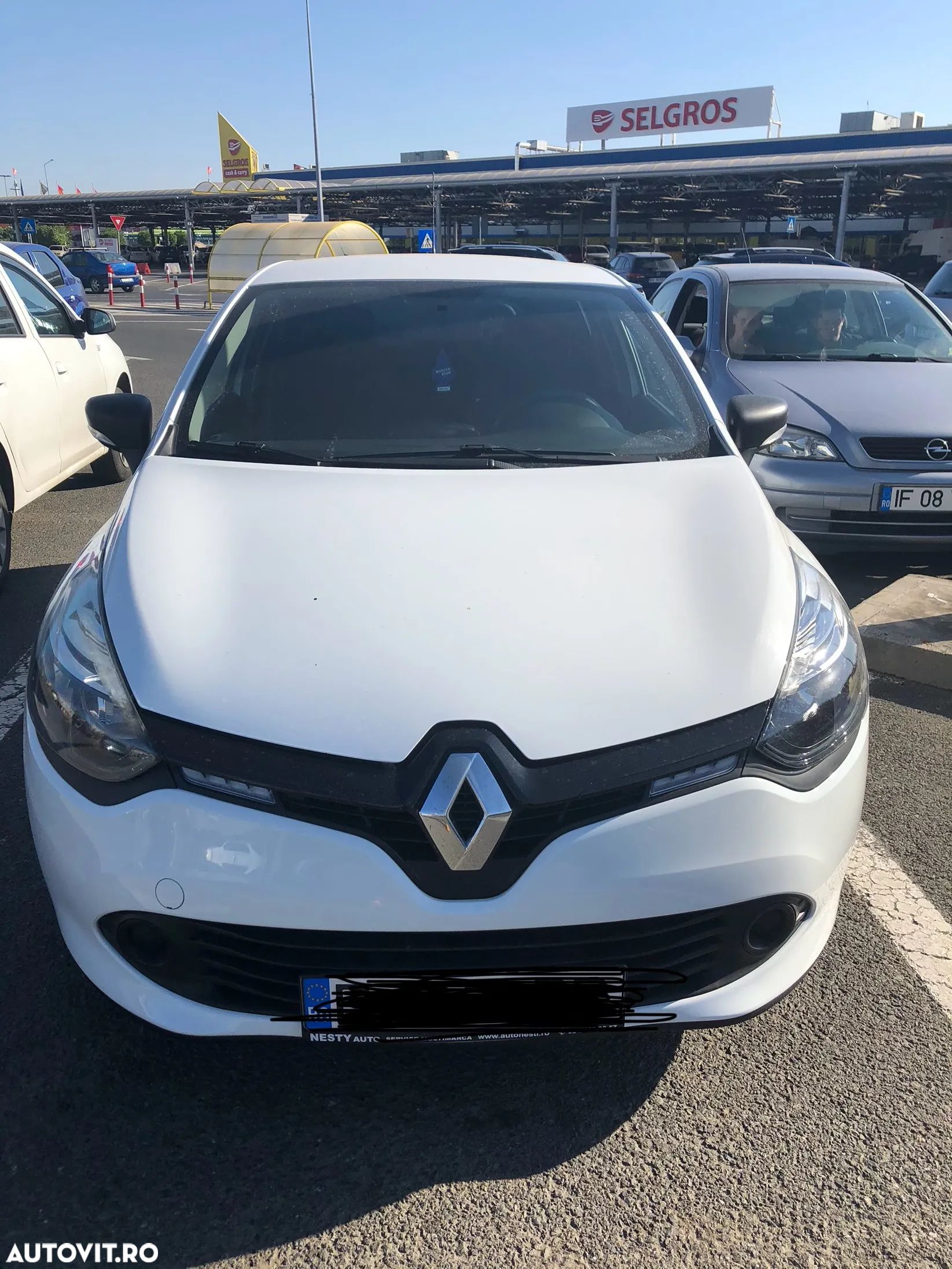 Renault Clio - 1