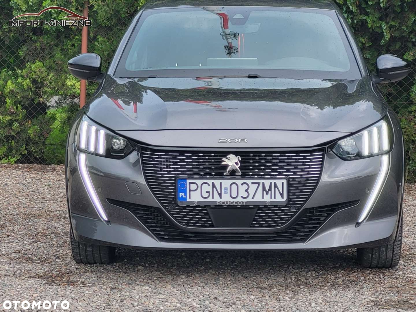 Peugeot 208 - 22
