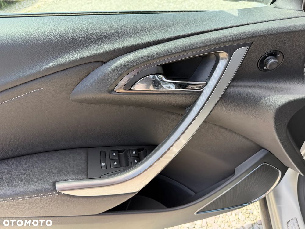 Opel Astra 1.4 Turbo Innovation - 29