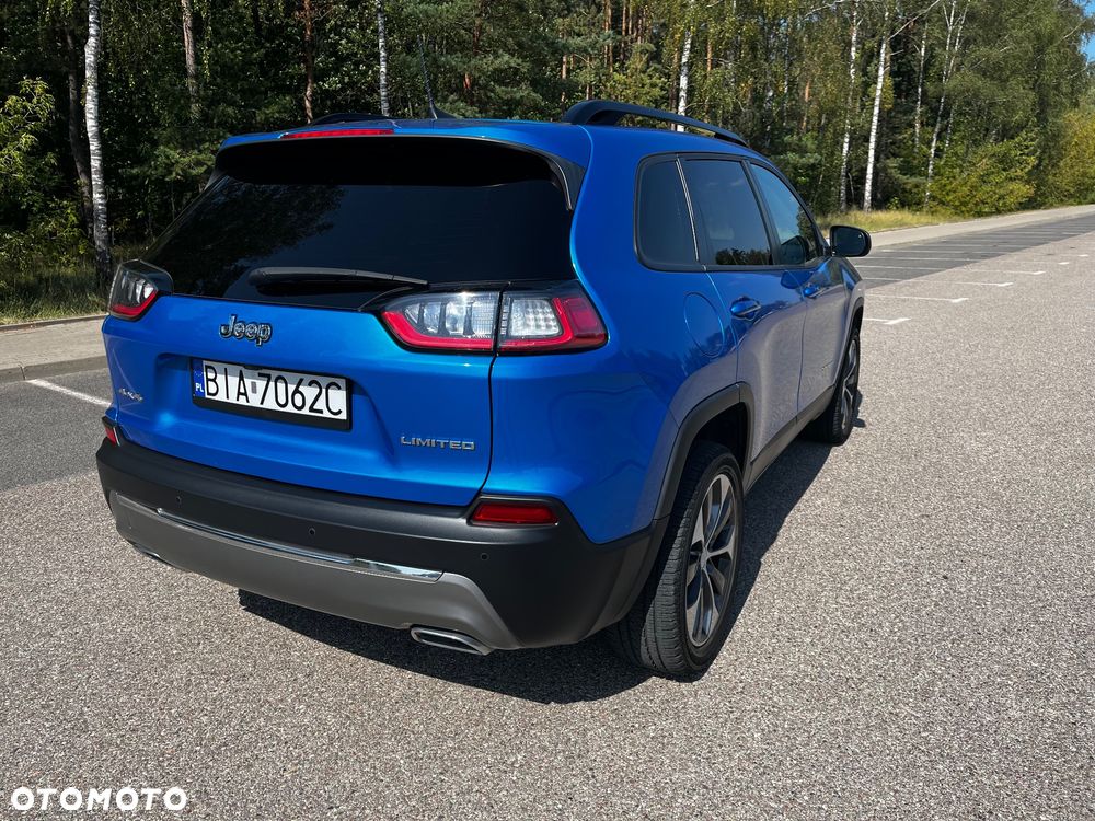 Jeep Cherokee - 3