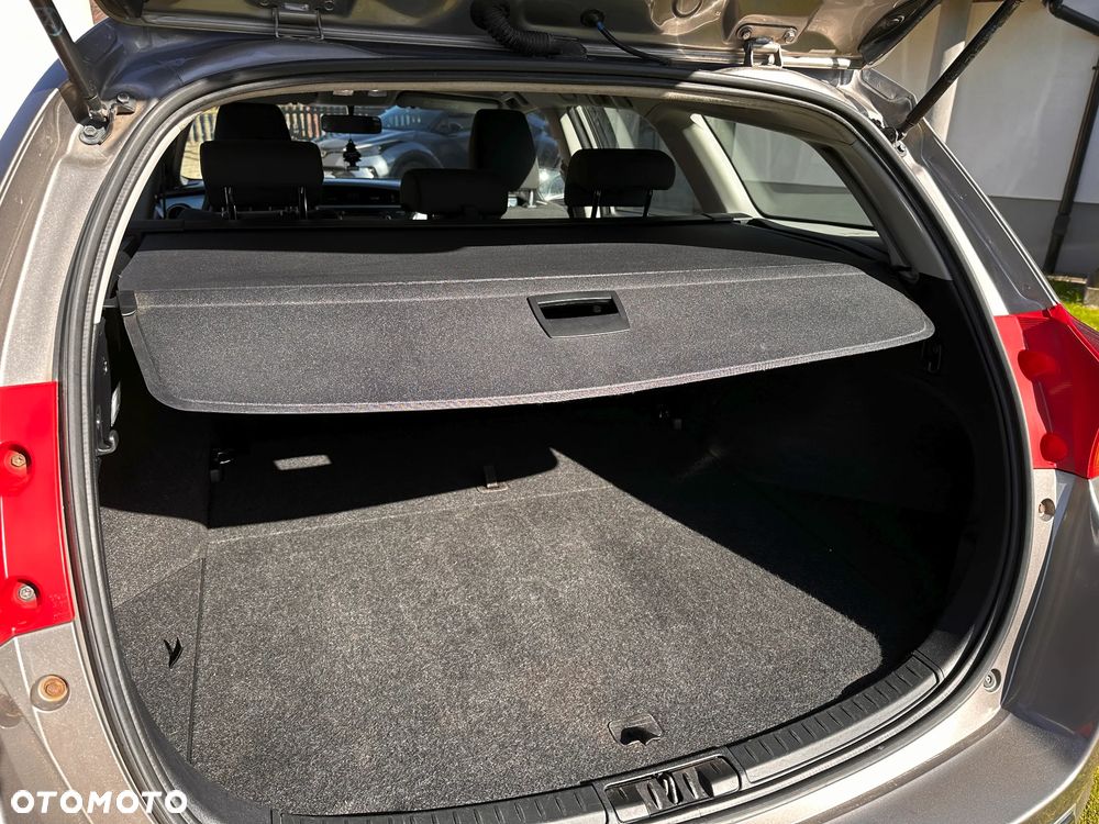 Toyota Auris - 16