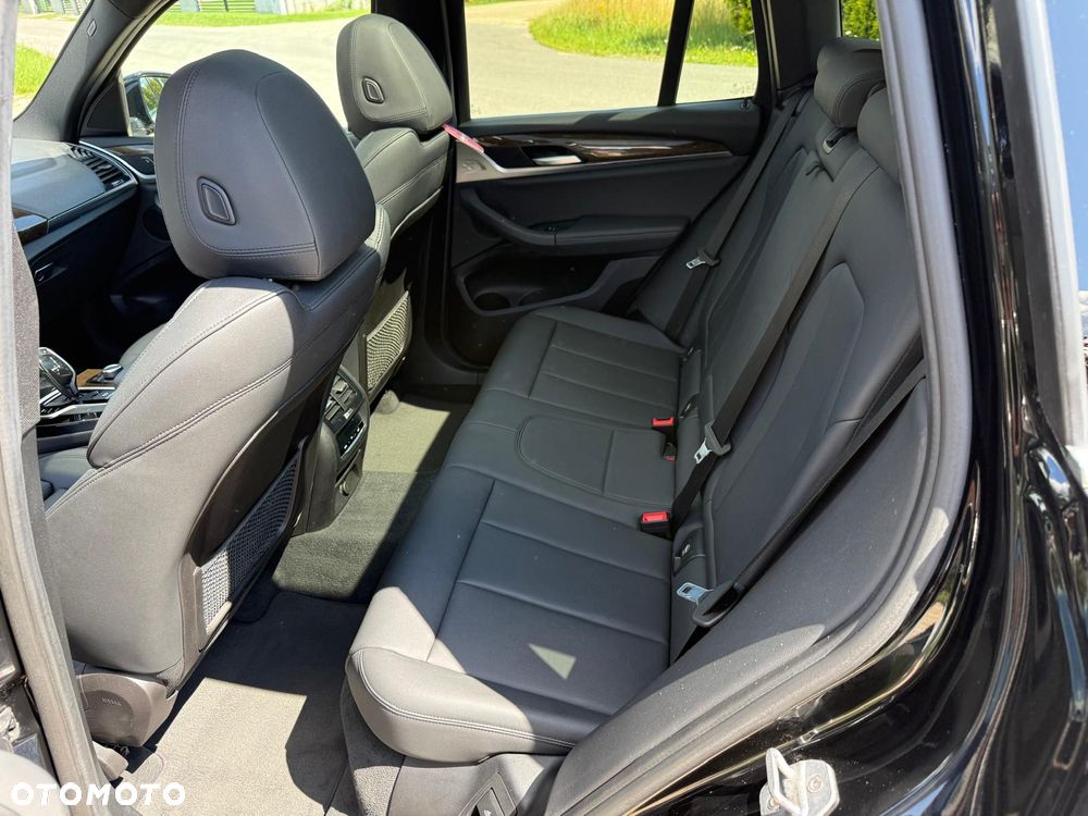 BMW X3 - 22