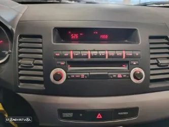 Mitsubishi Lancer 1.5 Invite - 17