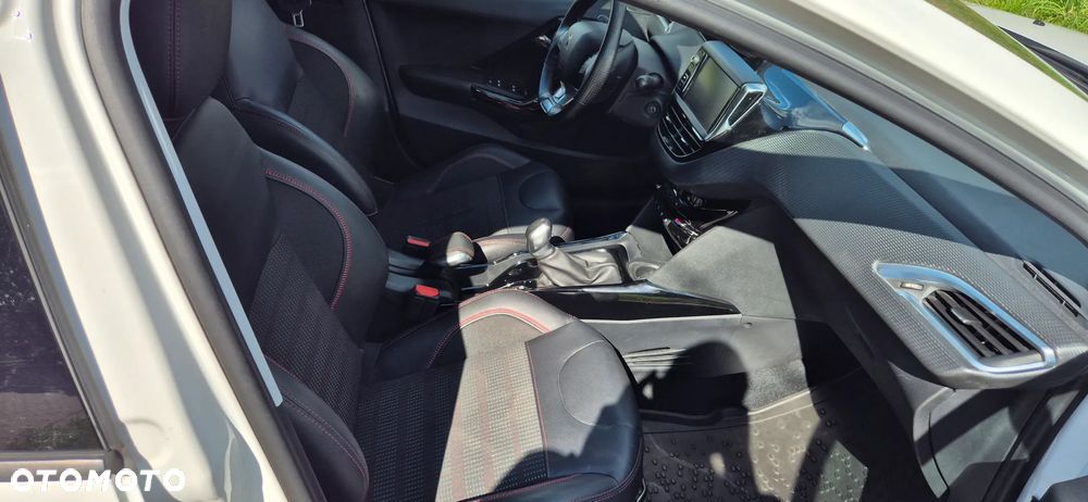 Peugeot 2008 PureTech 110 Stop&Start GT-Line Edition - 14