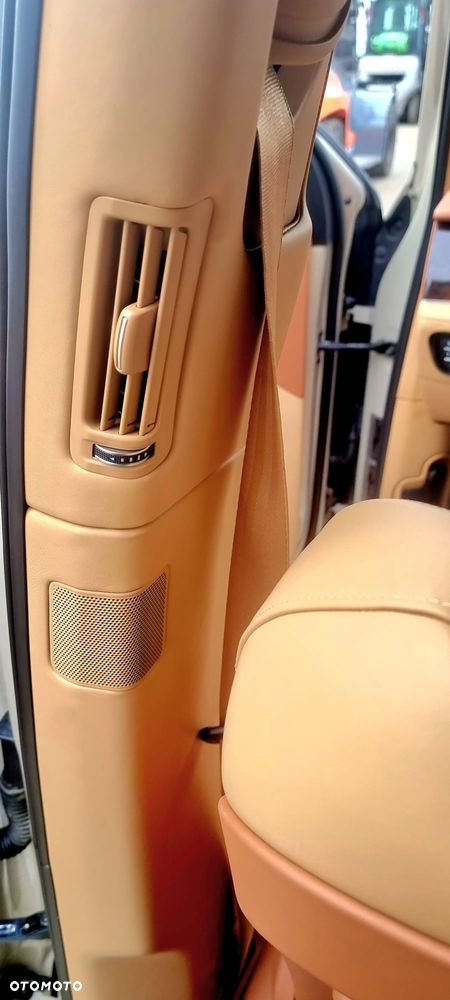 Bentley Bentayga W12 - 21