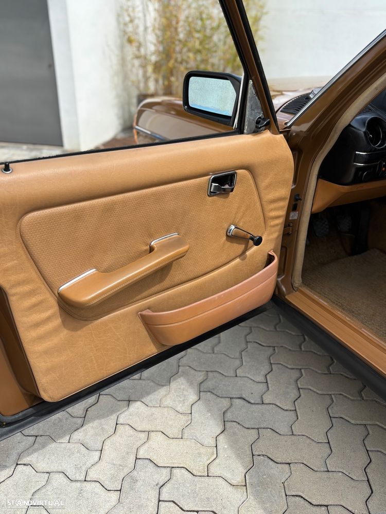 Mercedes-Benz W123 (1976-1986) - 11