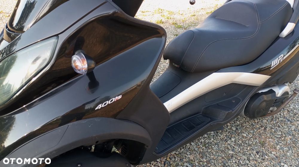 Piaggio MP-3 - 4