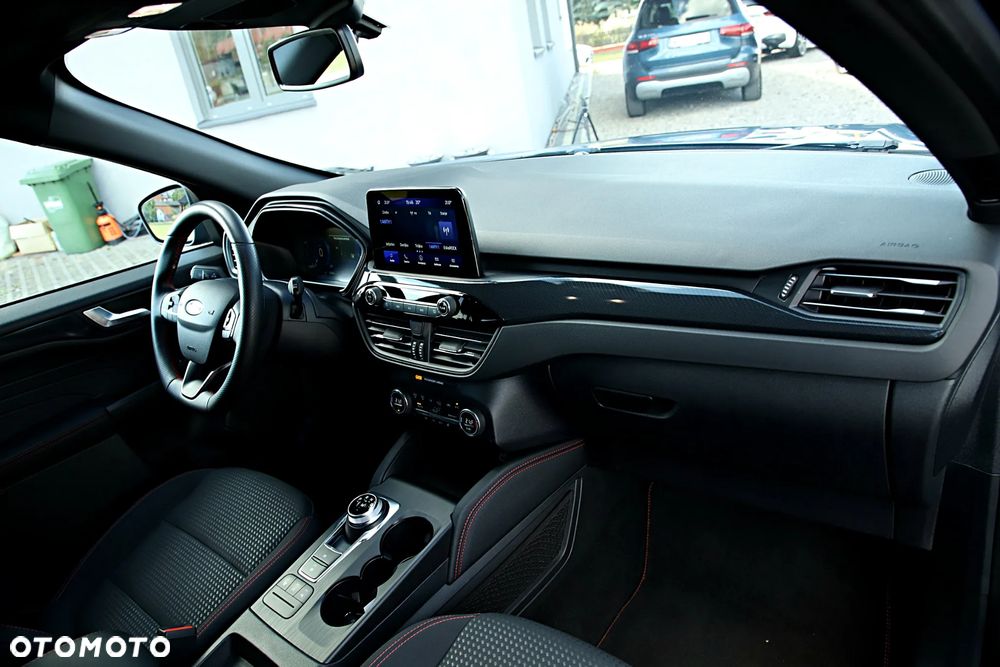 Ford Kuga 2.0 EcoBlue AWD ST-Line X - 28