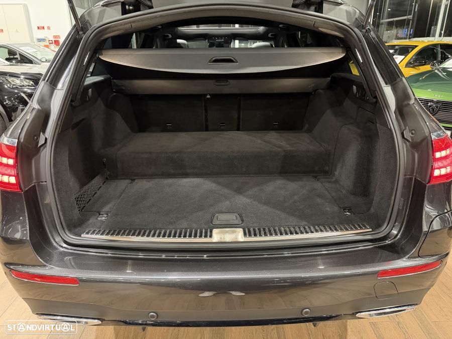 Mercedes-Benz E 300 de 9G-TRONIC AMG Line - 33