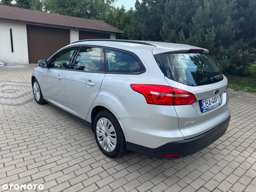 Ford Focus 1.0 EcoBoost Titanium - 28