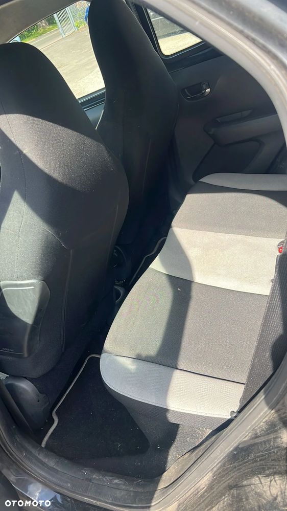 Toyota Aygo - 11