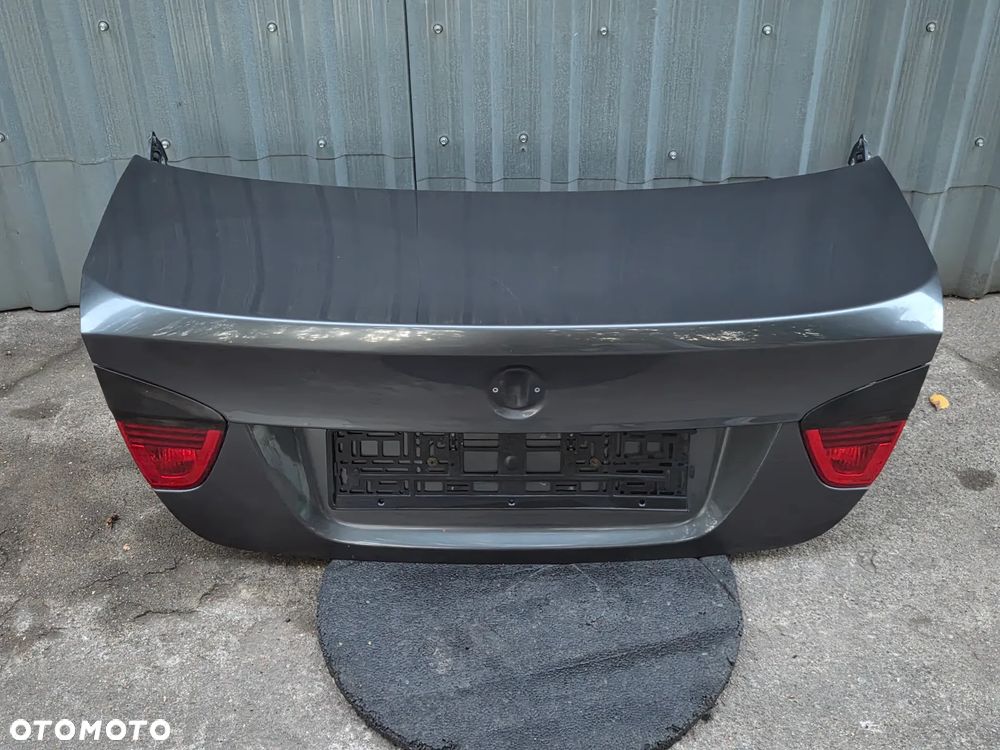 BMW 3 E90 KLAPA BAGAŻNIKA KOMPLETNA A22 SPARKLING GRAPHITE METALLIC POMORSKIE - 1