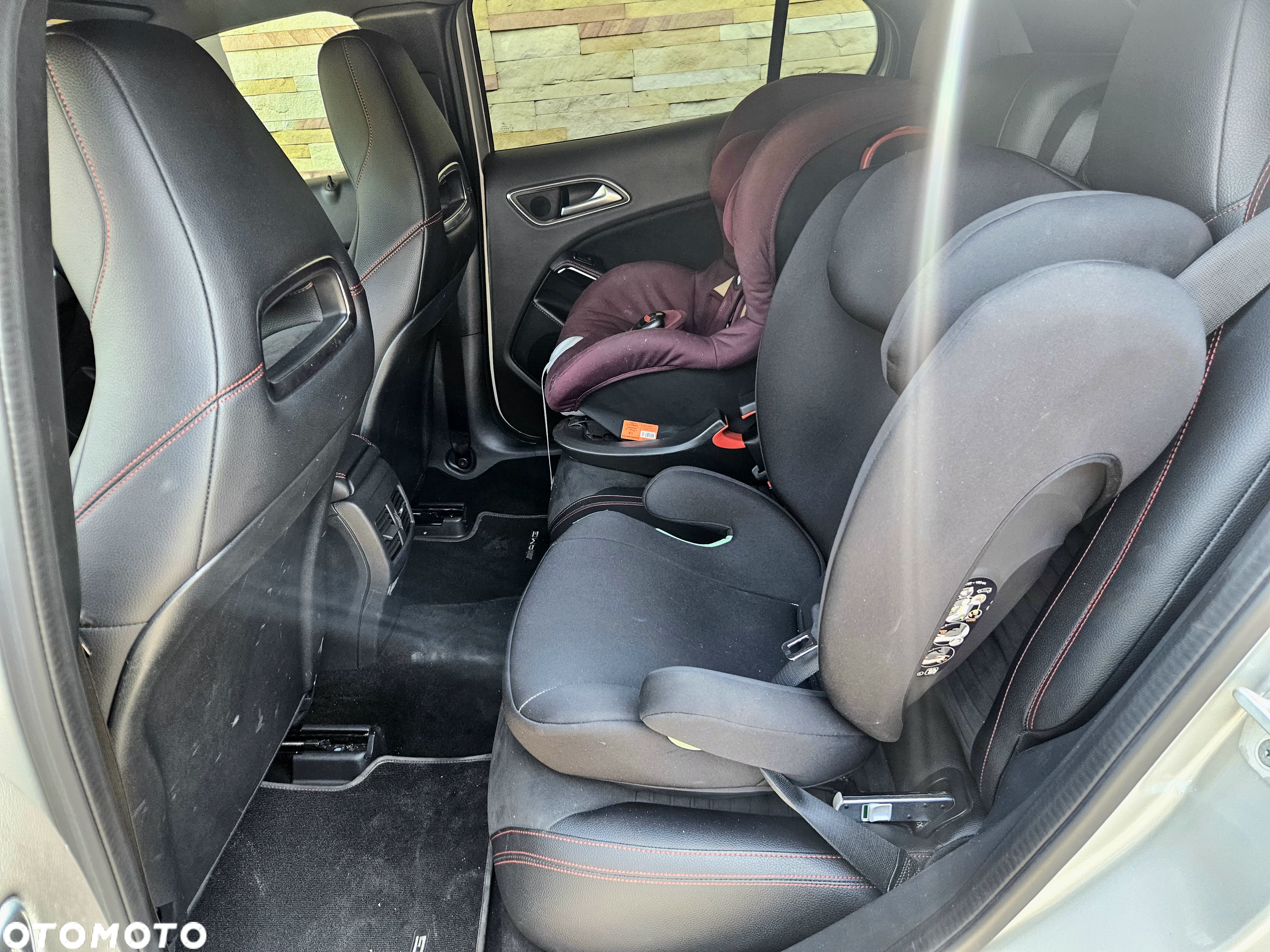 Mercedes-Benz GLA 250 4-Matic - 26