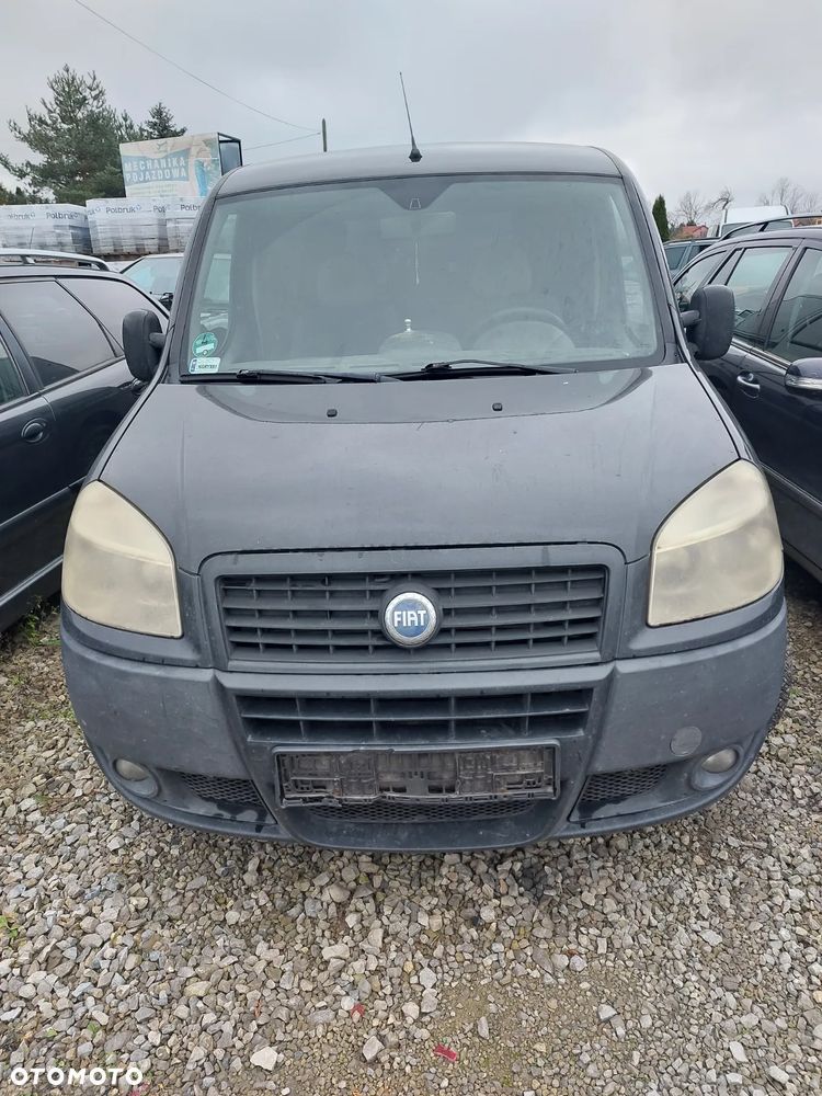 Przód kmpl Fiat Doblo 2007r błotniki lampy pas przedni: zderzak chłodnice wentylatory maska - 1