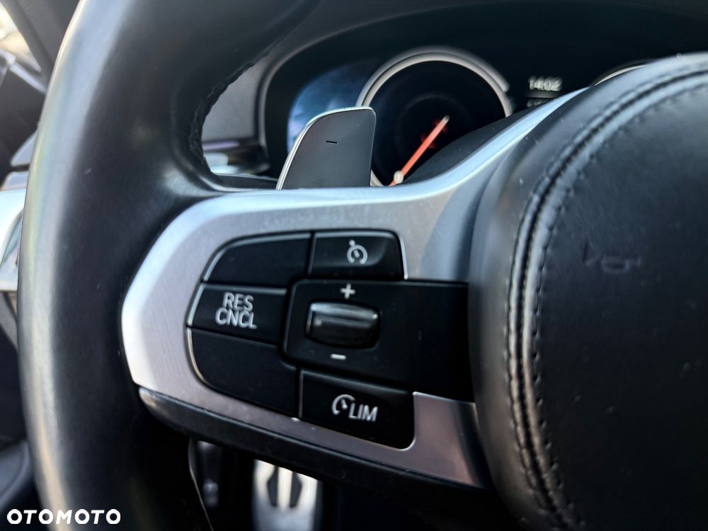 BMW Seria 5 - 21