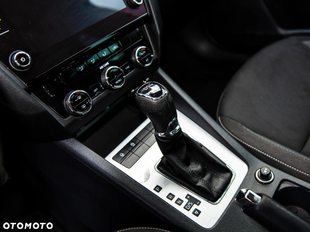 Skoda Octavia 2.0 TDI DSG Ambition - 22