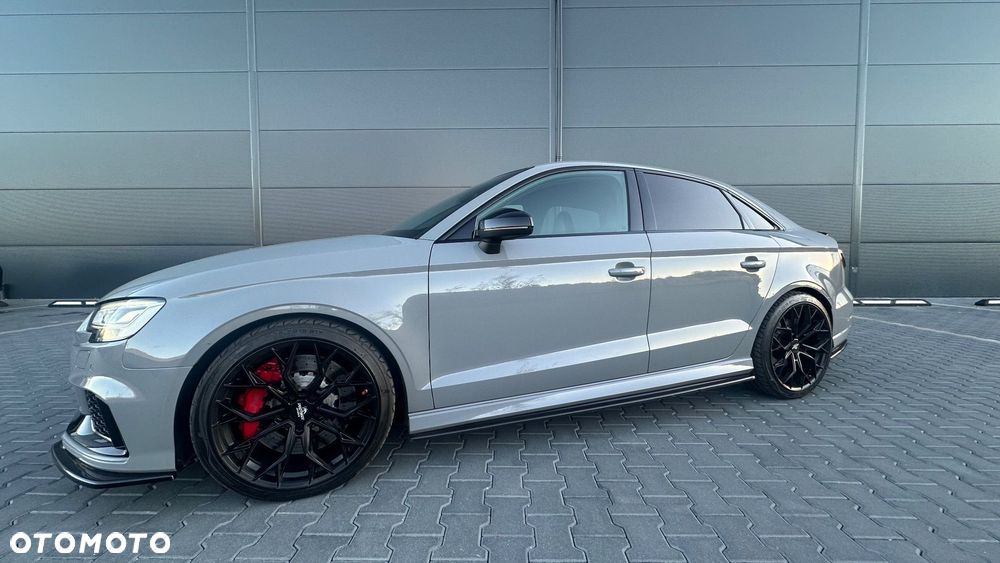 Audi RS3 Limousine - 10