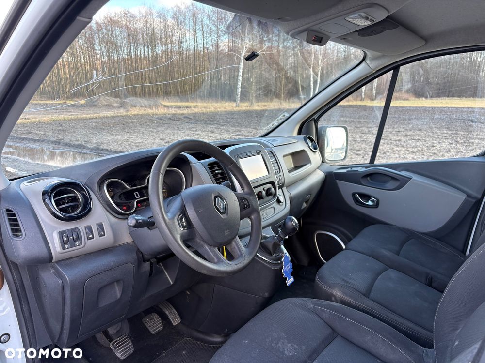 Renault Trafic III - 16