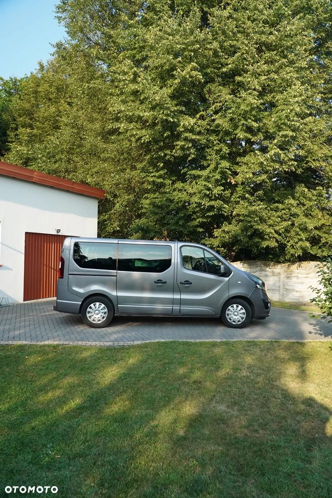 Opel Vivaro - 2