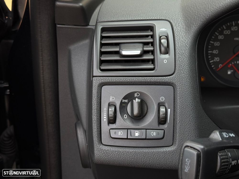 Volvo C30 1.6 D Drive Momentum - 17