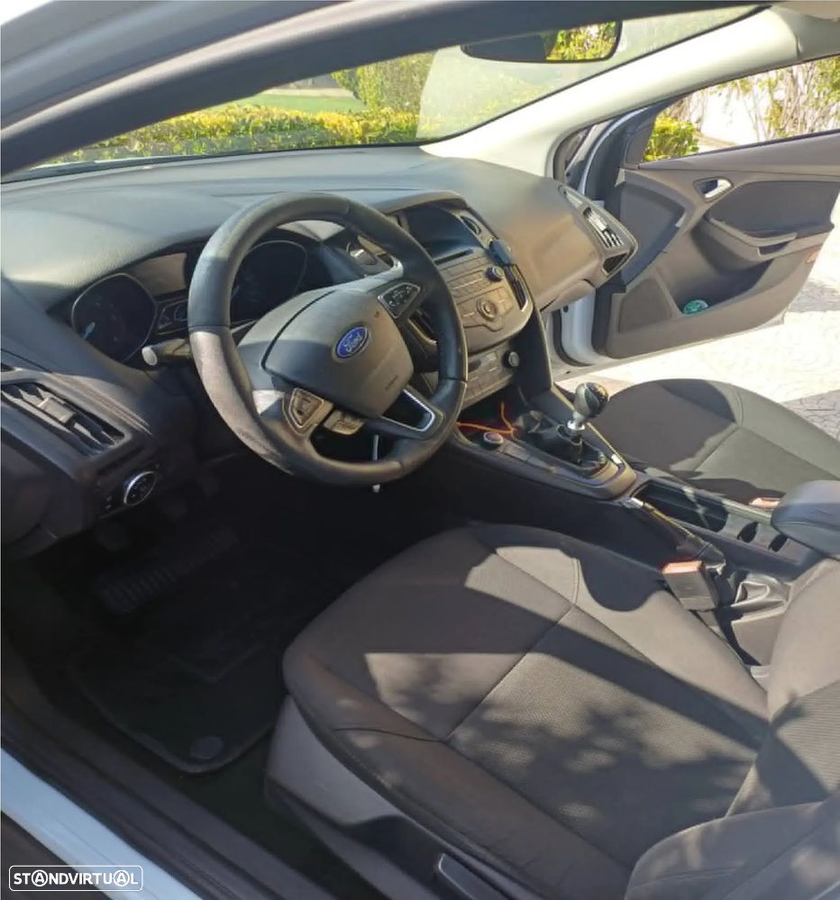 Ford Focus 1.5 TDCi Trend+ - 2